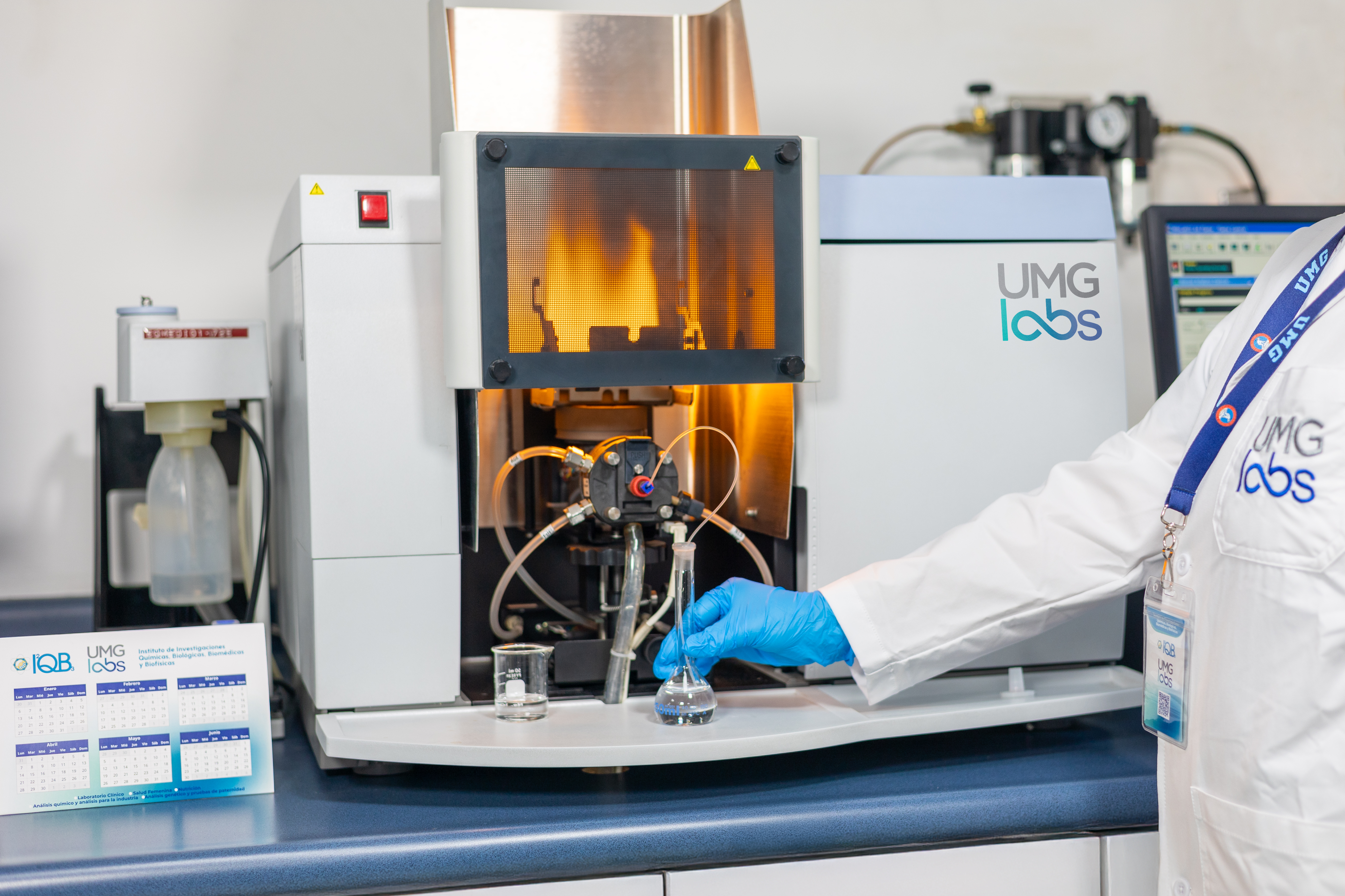 Espectrometría de absorción atómica con atomización en llama